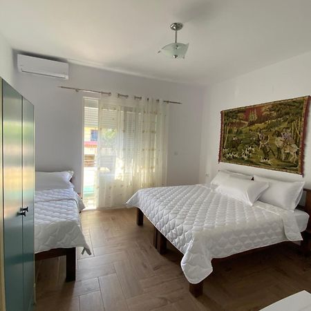 Vila Nea Berat Exterior foto